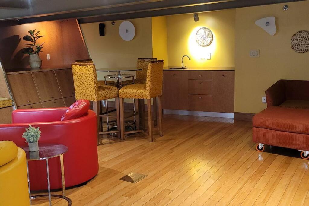 1600 Kcm Penthouse Apartment Cleveland Esterno foto